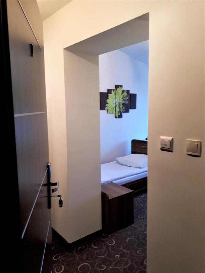Motel Orion Wolsztyn Exterior foto